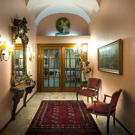 ホテル Residenze Dell'Angelo ロカルノ エクステリア 写真