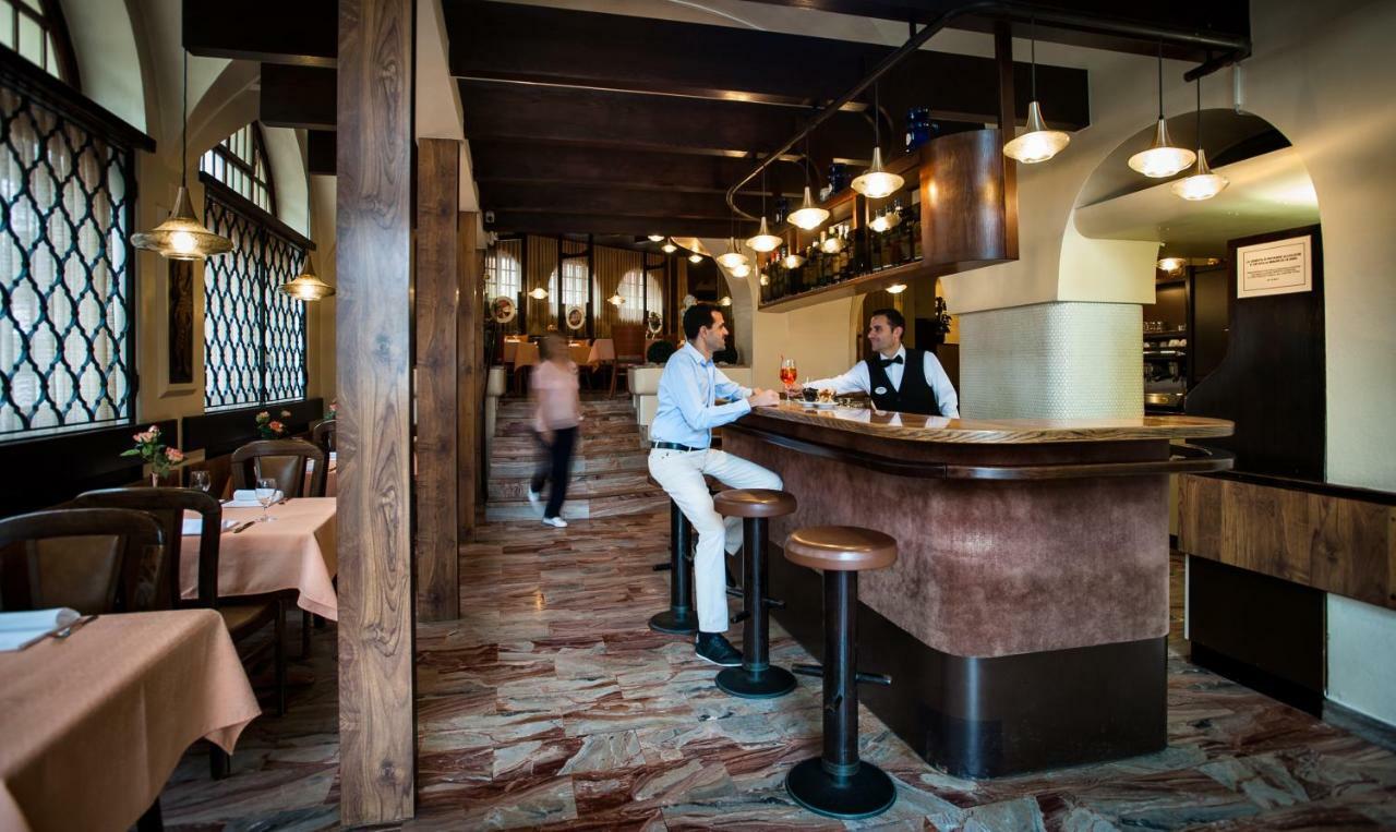ホテル Residenze Dell'Angelo ロカルノ エクステリア 写真