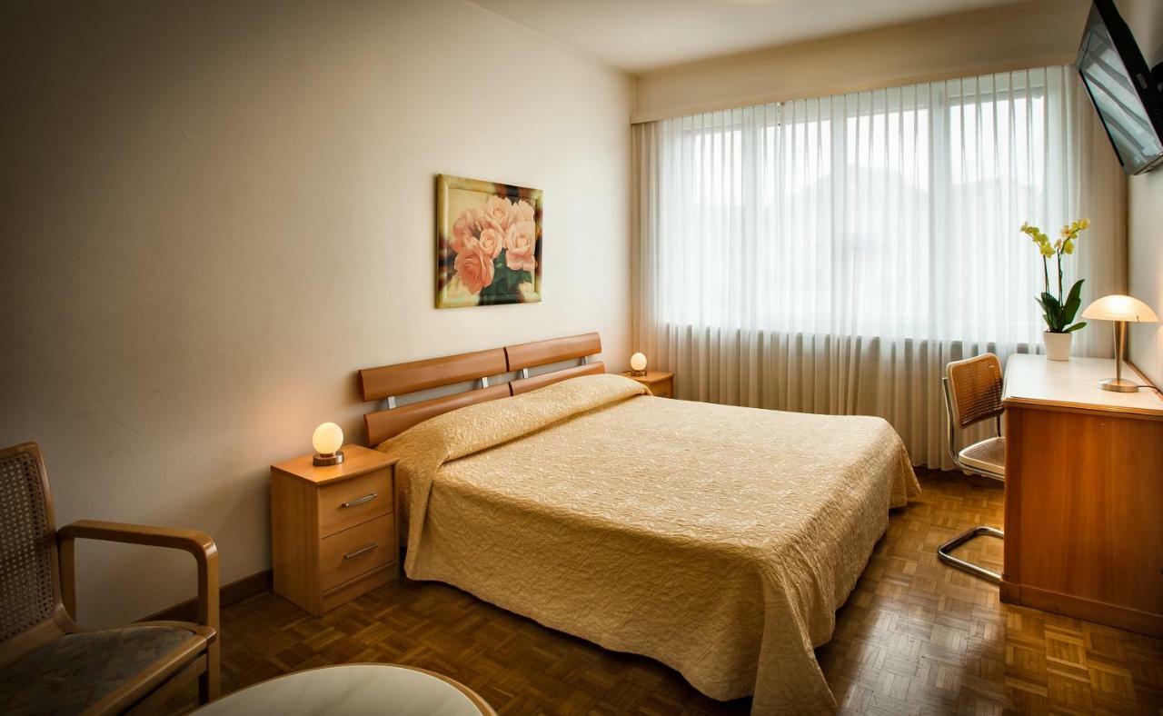 ホテル Residenze Dell'Angelo ロカルノ エクステリア 写真