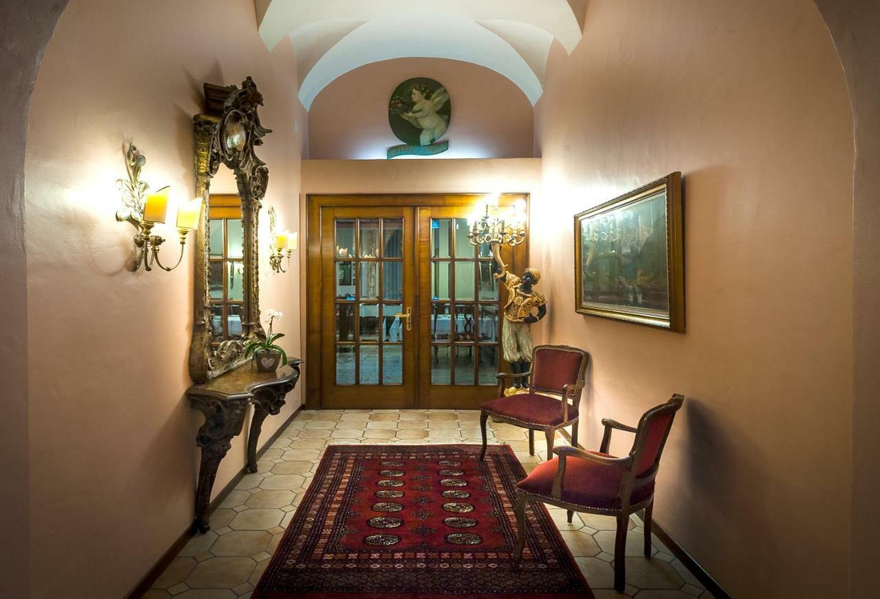 ホテル Residenze Dell'Angelo ロカルノ エクステリア 写真