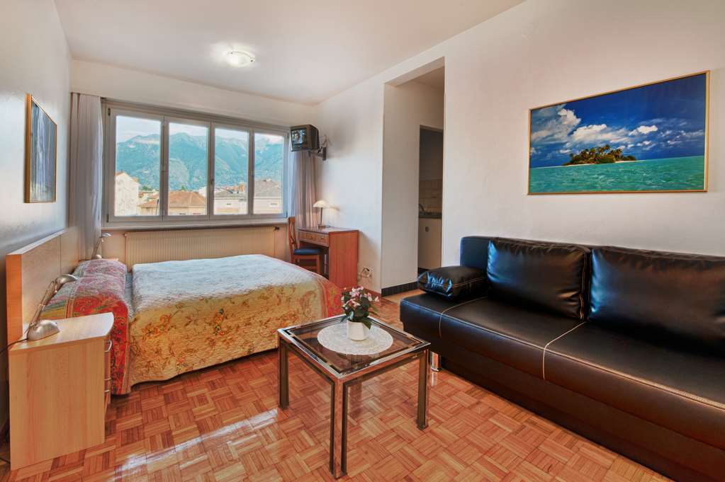 ホテル Residenze Dell'Angelo ロカルノ 部屋 写真